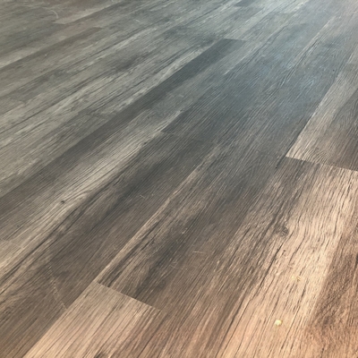 Supermarket Ultra-Thin LVT Vinyl Flooring with CE Certificate and Easy Click Design
