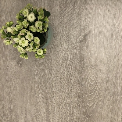 Indoor LVT Plank Flooring Waterproof and Easy to Install with Unilin/Valinge Click
