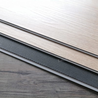 4mm 5mm PVC Wooden Material Plank Floor with Waterproof and Anti-slip Spc Rigid Core