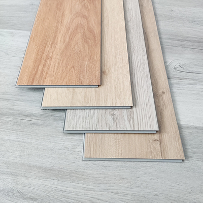 4.2mm SPC Flooring with 0.5mm Wear Layer and Gorgeous Oak Texture in 7''x48'' Plank Size