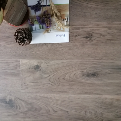 Indoor Waterproof Vinyl Tiles with 6mm Thickness Laminate Flooring and UV Coating