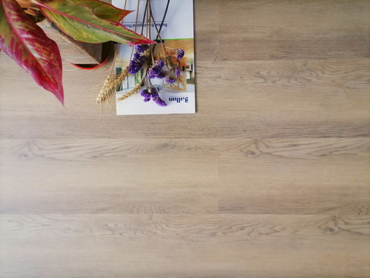 4mm SPC Flooring Waterproof and Wear Resistant for Heavy-Duty Commercial Applications