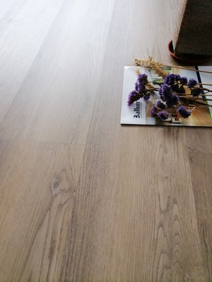 4mm SPC Flooring Waterproof and Wear Resistant for Heavy-Duty Commercial Applications