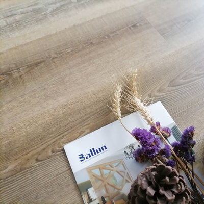 SPC Flooring for Apartment in Zhejiang Waterproof CE Certificate 3.5 8mm Thicknes