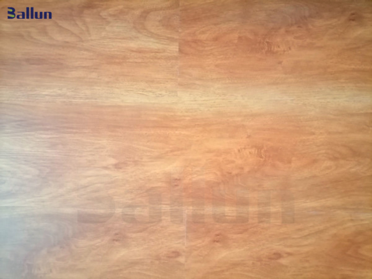 Indoor Vinyl Flooring Easy Click Installation / Labor Costs Saving / Eco-Friendly