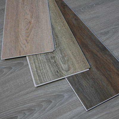 SPC Plank Flooring with PVC/Calcium Carbonate Raw Material Customizable Wear Layer