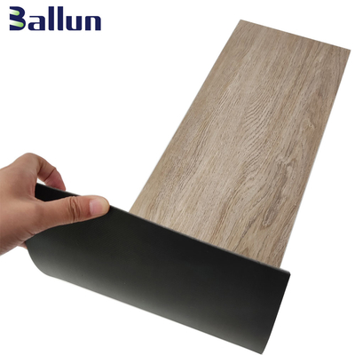 SPC Flooring Luxury Vinyl Plank with Click System Made of PVC and Calcium Carbonate