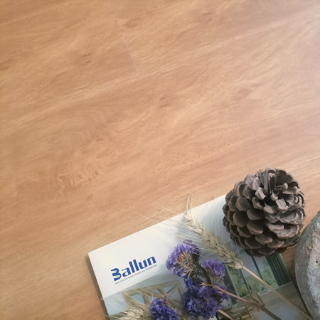 Indoor Vinyl Flooring Easy Click Installation / Labor Costs Saving / Eco-Friendly